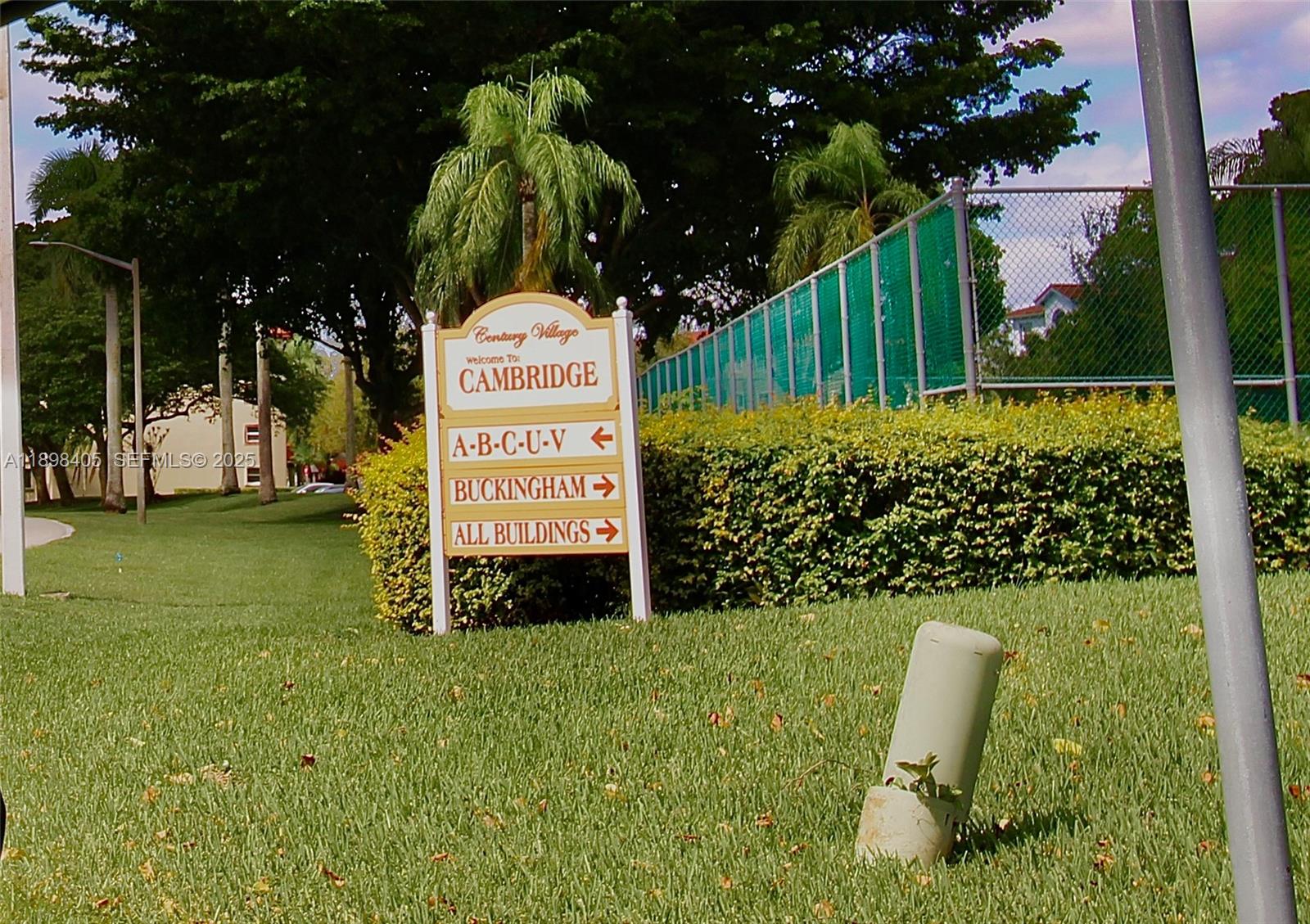 CAMBRIDGE AT CENTURY VILL - Residential