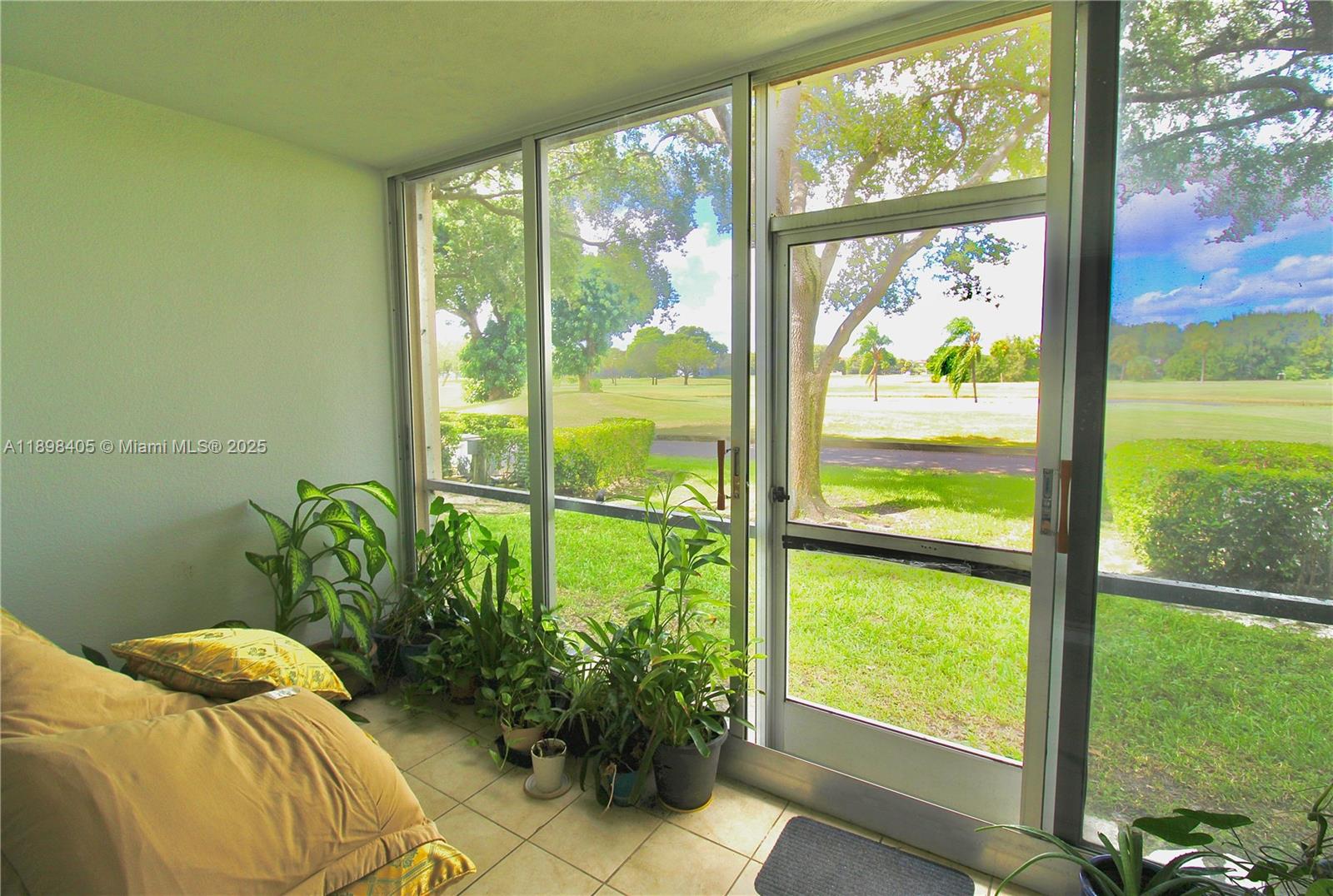 CAMBRIDGE AT CENTURY VILL - Residential