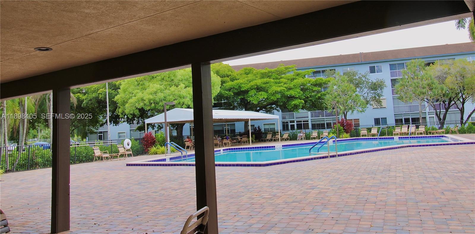 CAMBRIDGE AT CENTURY VILL - Residential