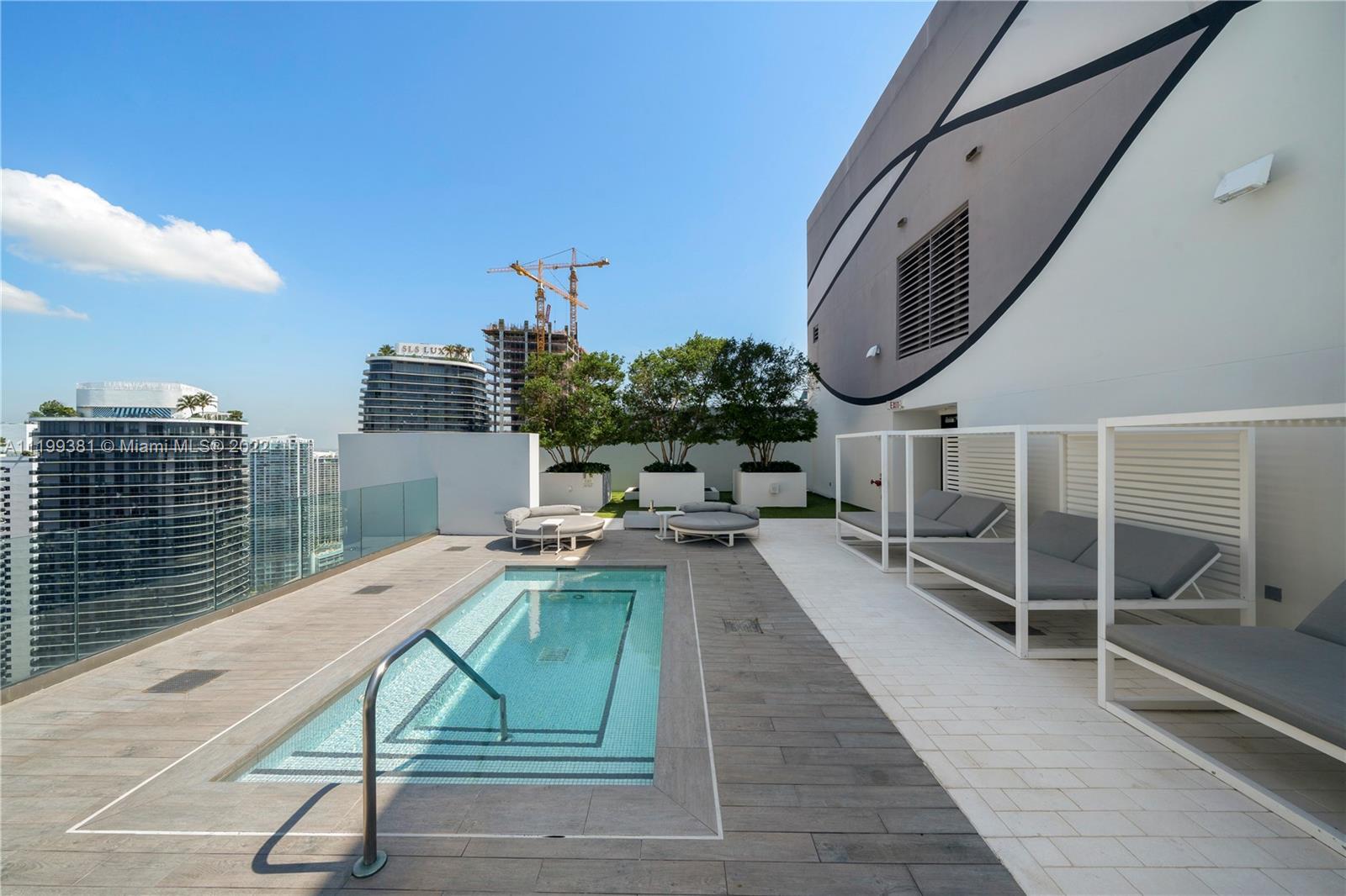 1010 BRICKELL CONDO - Residential Lease