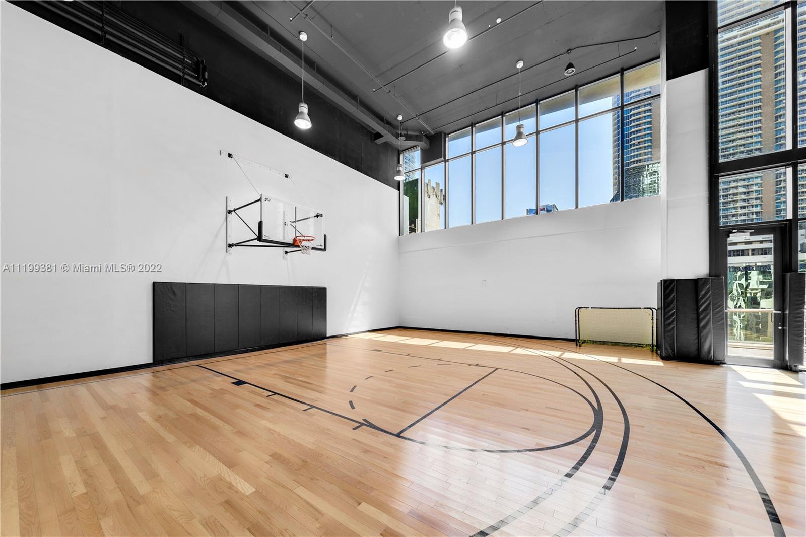 1010 BRICKELL CONDO - Residential Lease