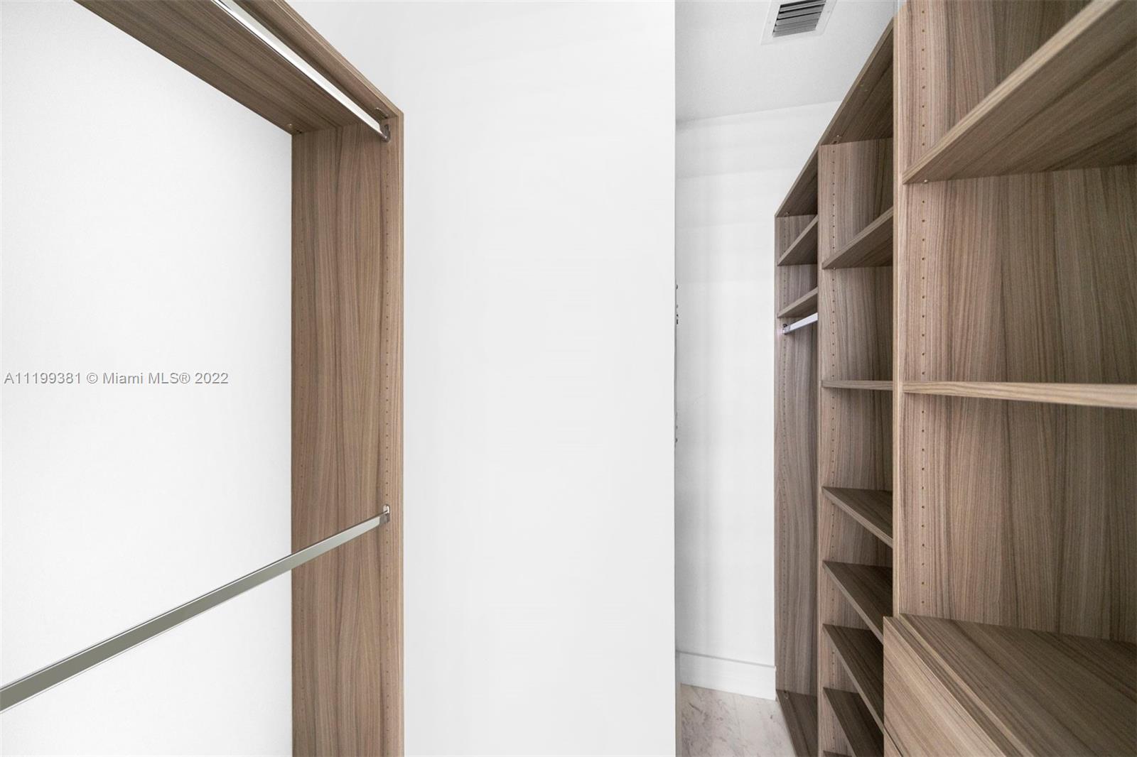 1010 BRICKELL CONDO - Residential Lease