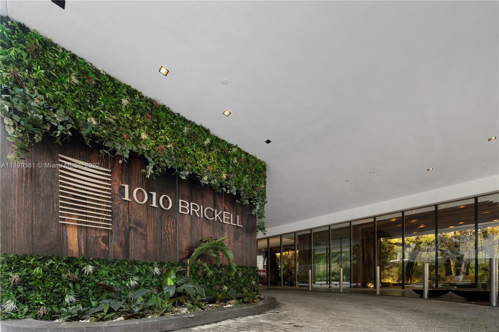 1010 BRICKELL CONDO - Residential Lease