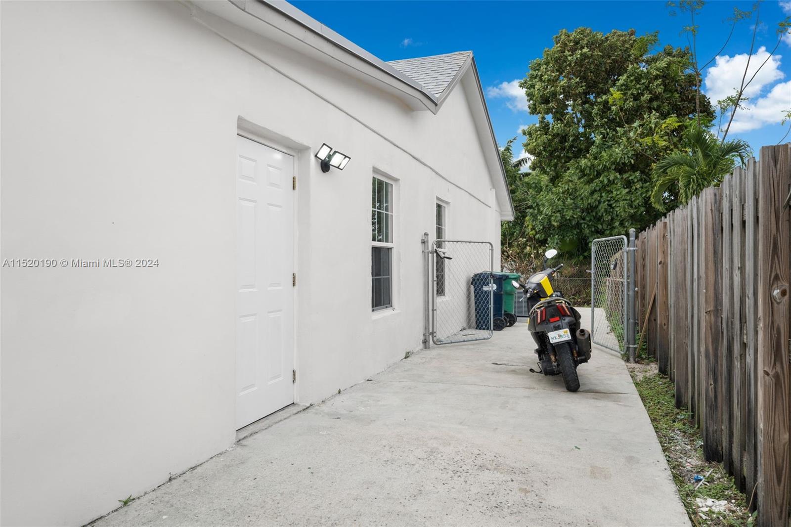 CAROL CITY 2ND ADDN - Residential