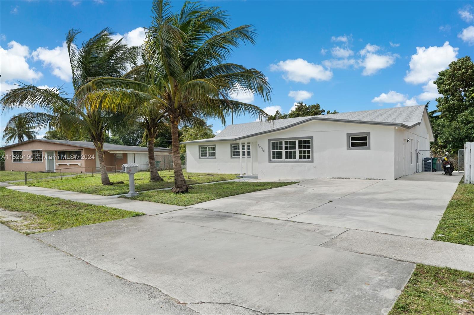 Property for Sale at 19512 Nw 38th Ct Ct, Miami Gardens, Broward County, Florida - Bedrooms: 5 
Bathrooms: 3  - $639,000