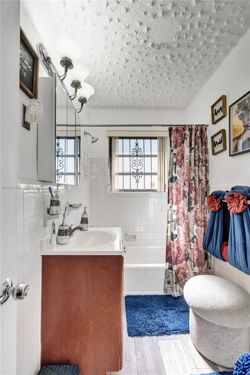 NORWOOD 6TH ADDN SEC 1 - Residential