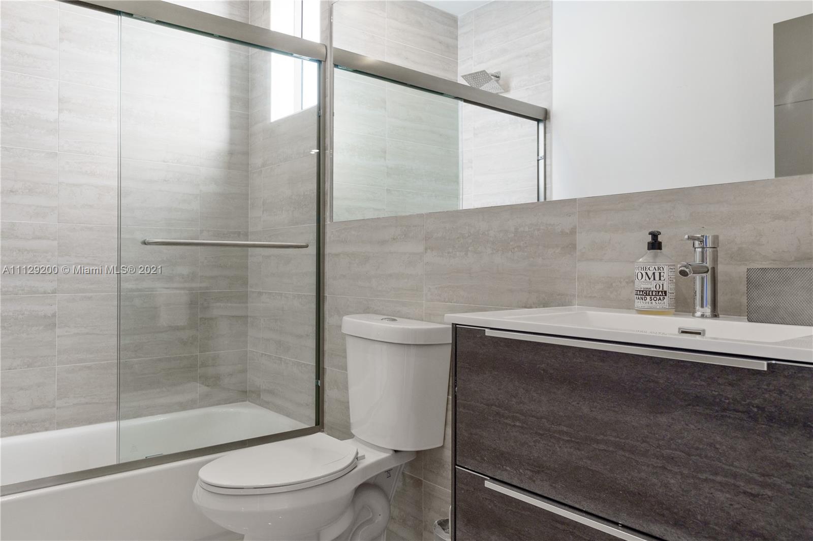 AVALON SUB - Residential Lease