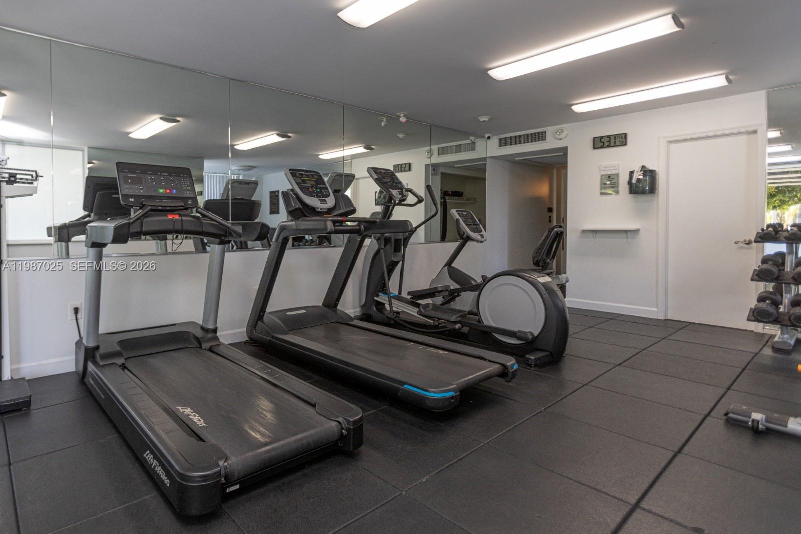 COMMODORE CLUB WEST CONDO - Residential