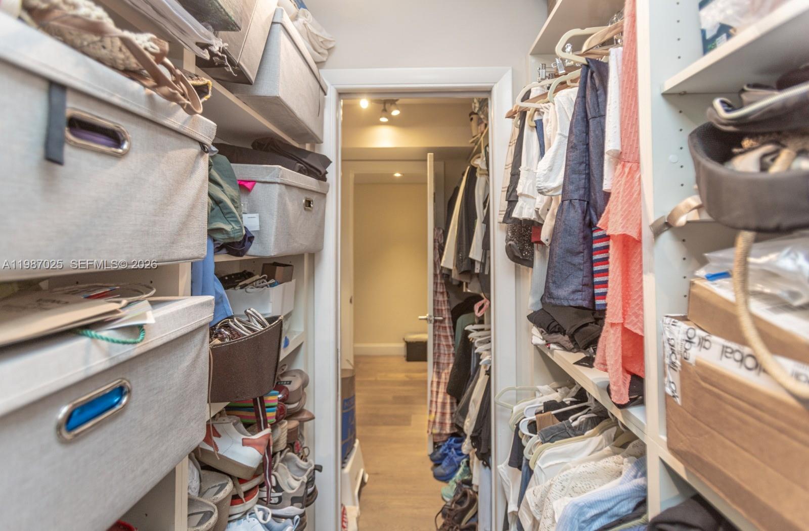 COMMODORE CLUB WEST CONDO - Residential