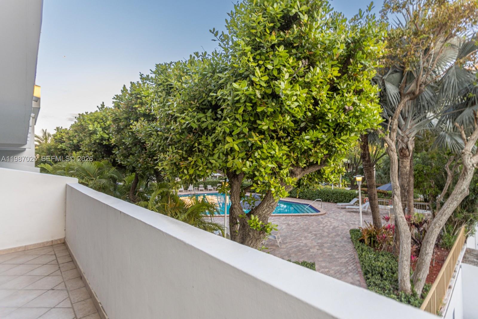 COMMODORE CLUB WEST CONDO - Residential