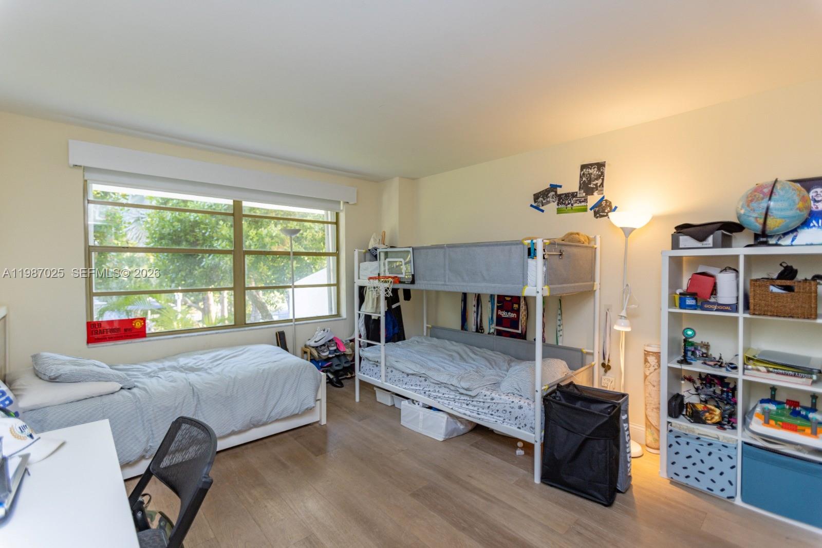 COMMODORE CLUB WEST CONDO - Residential