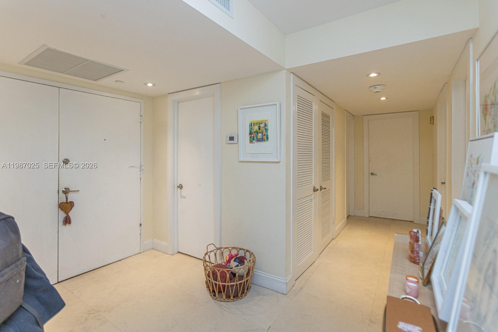 COMMODORE CLUB WEST CONDO - Residential