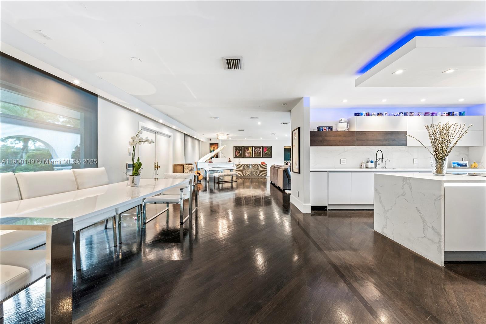 PLANTATION SECOND SEC REV - Residential Lease