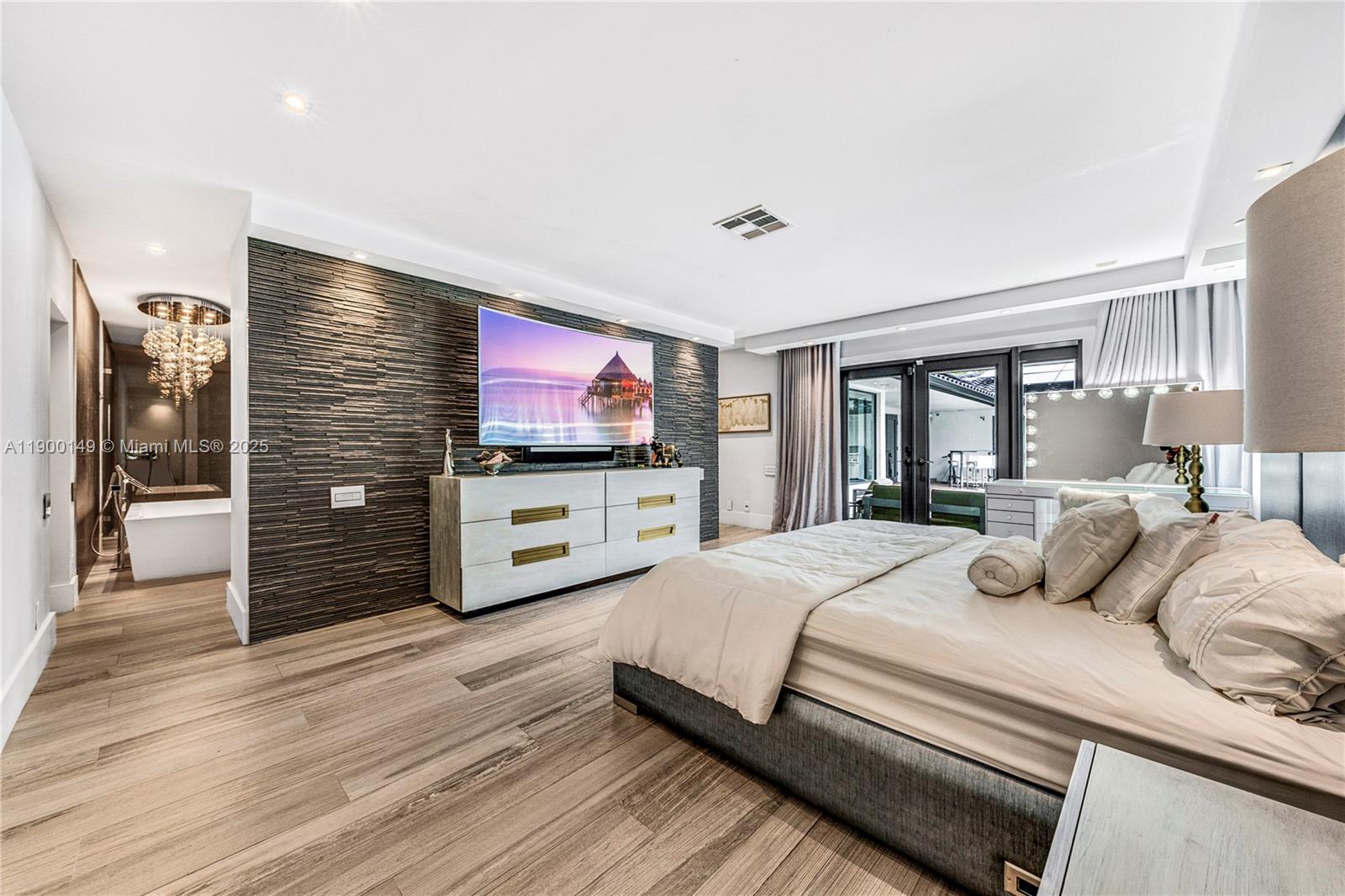 PLANTATION SECOND SEC REV - Residential Lease