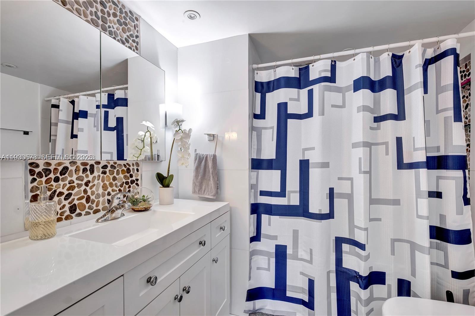 COMMODORE PLAZA CONDO - Residential Lease