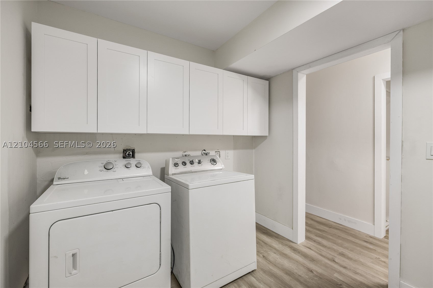 3860 W 10th Ct