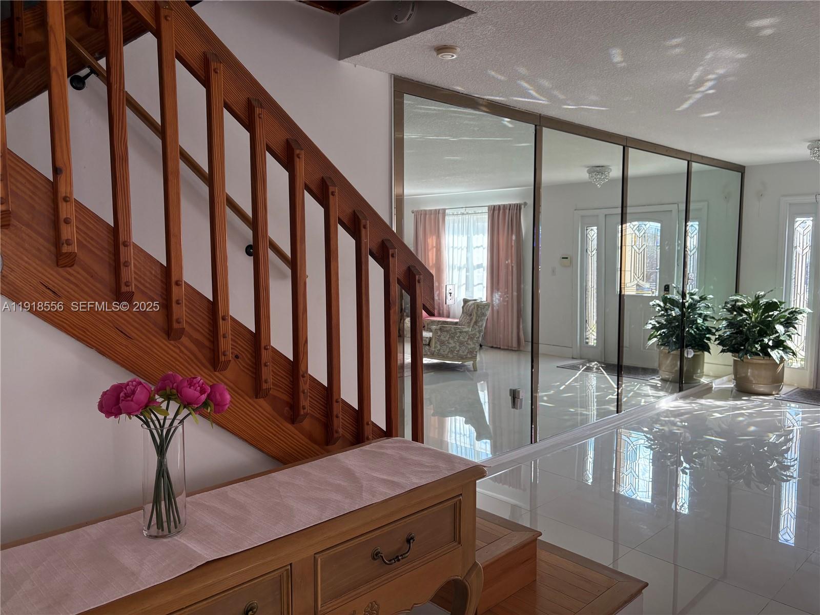 COUNTRY LAKE PARK 1ST ADD - Residential