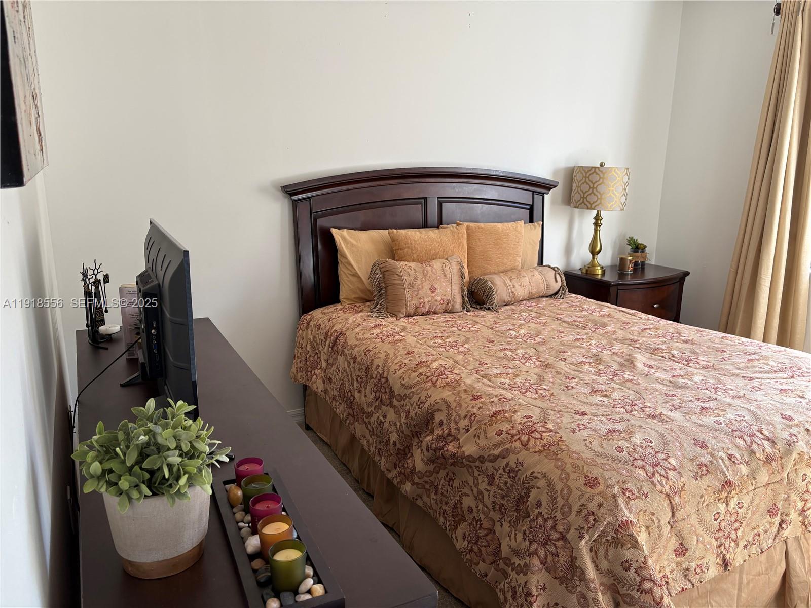 COUNTRY LAKE PARK 1ST ADD - Residential