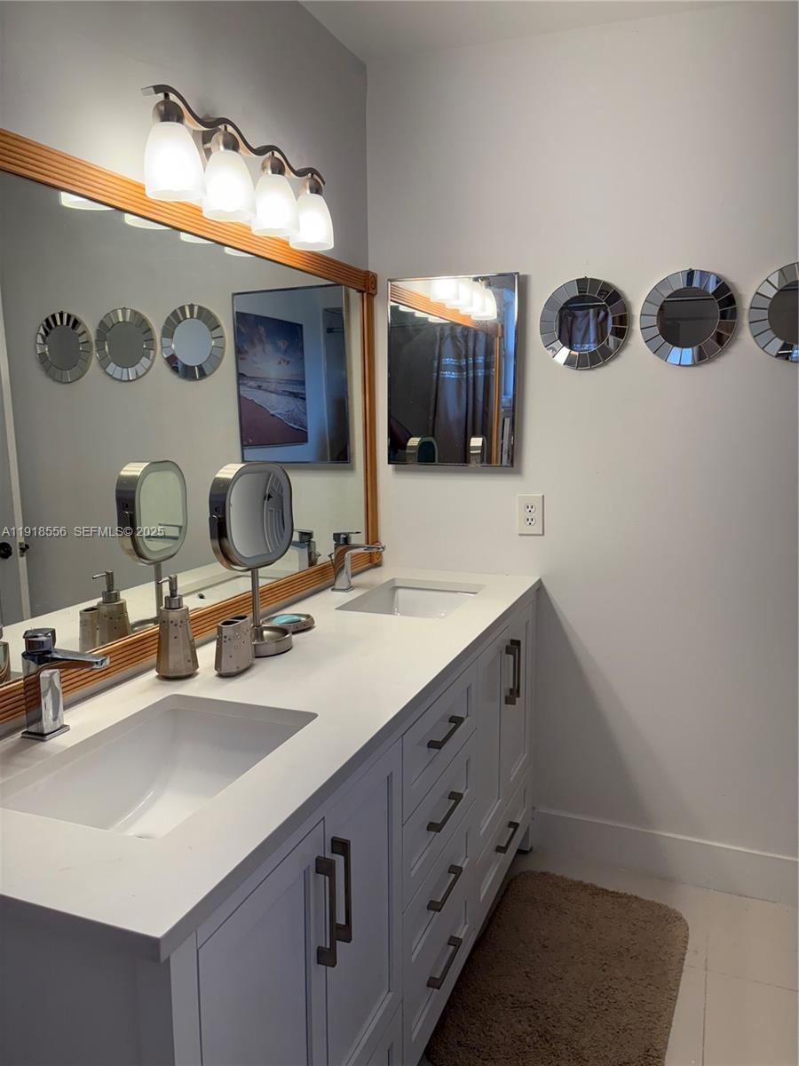 COUNTRY LAKE PARK 1ST ADD - Residential