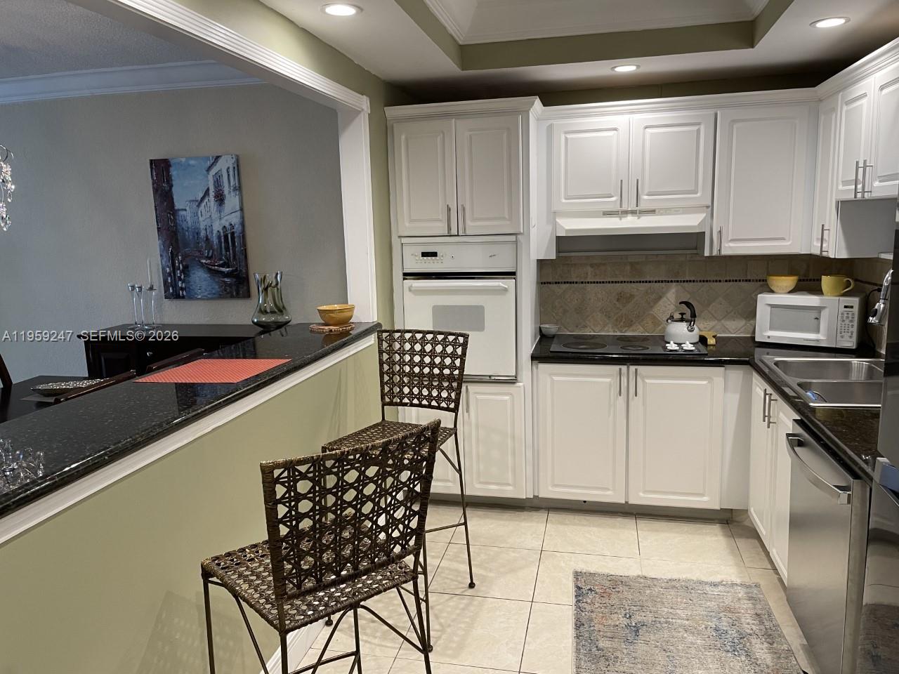 19390 E Collins Ave 1506