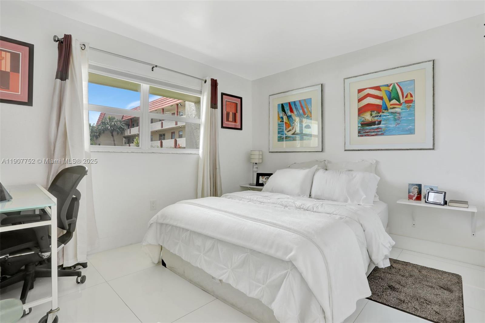 SUNRISE LAKES 17 CONDO - Residential