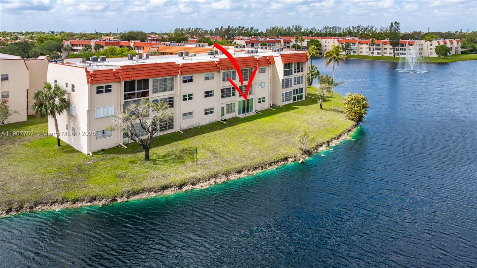 SUNRISE LAKES 17 CONDO - Residential