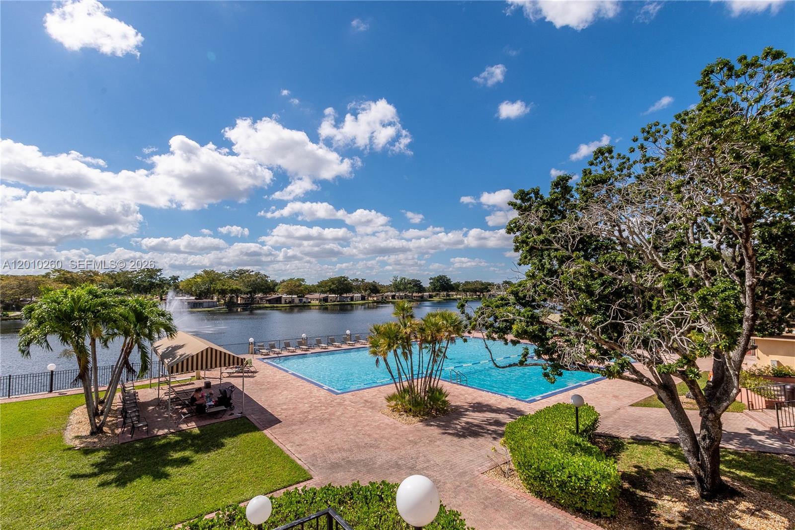 ASHBURY HOUSE - Residential Lease