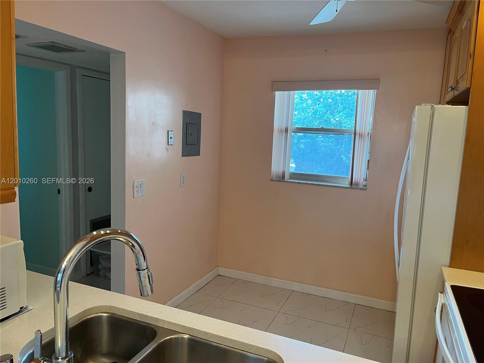 ASHBURY HOUSE - Residential Lease