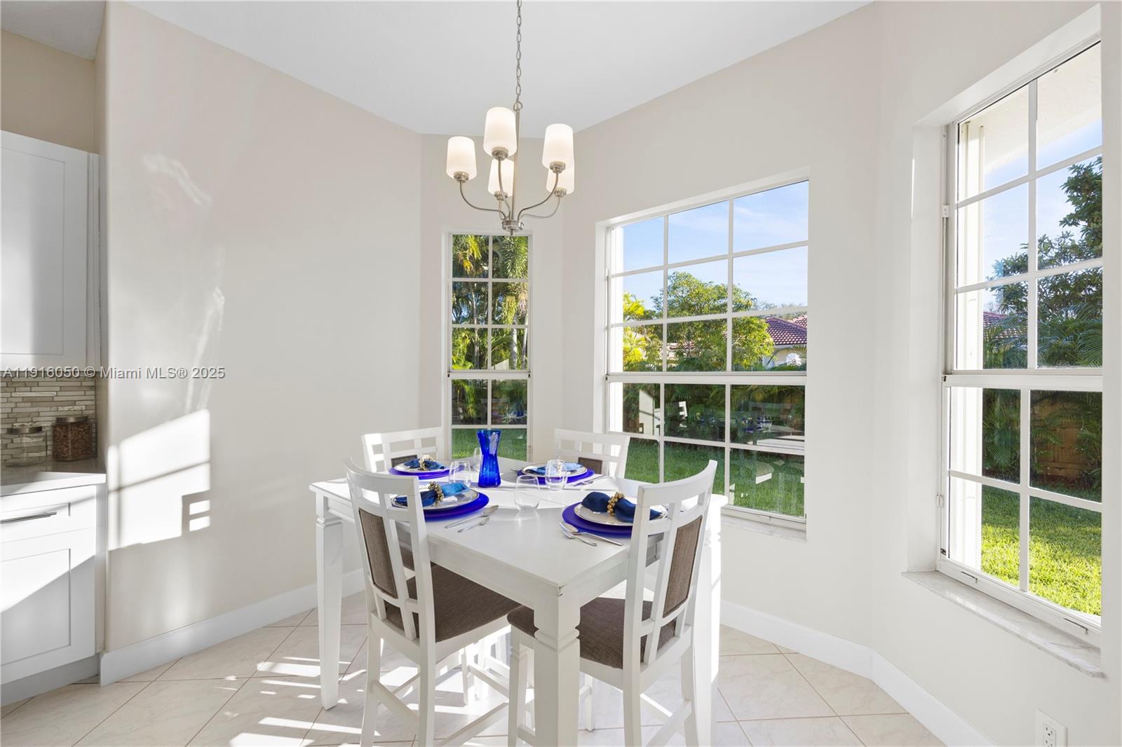 ROYAL OAKS - Residential