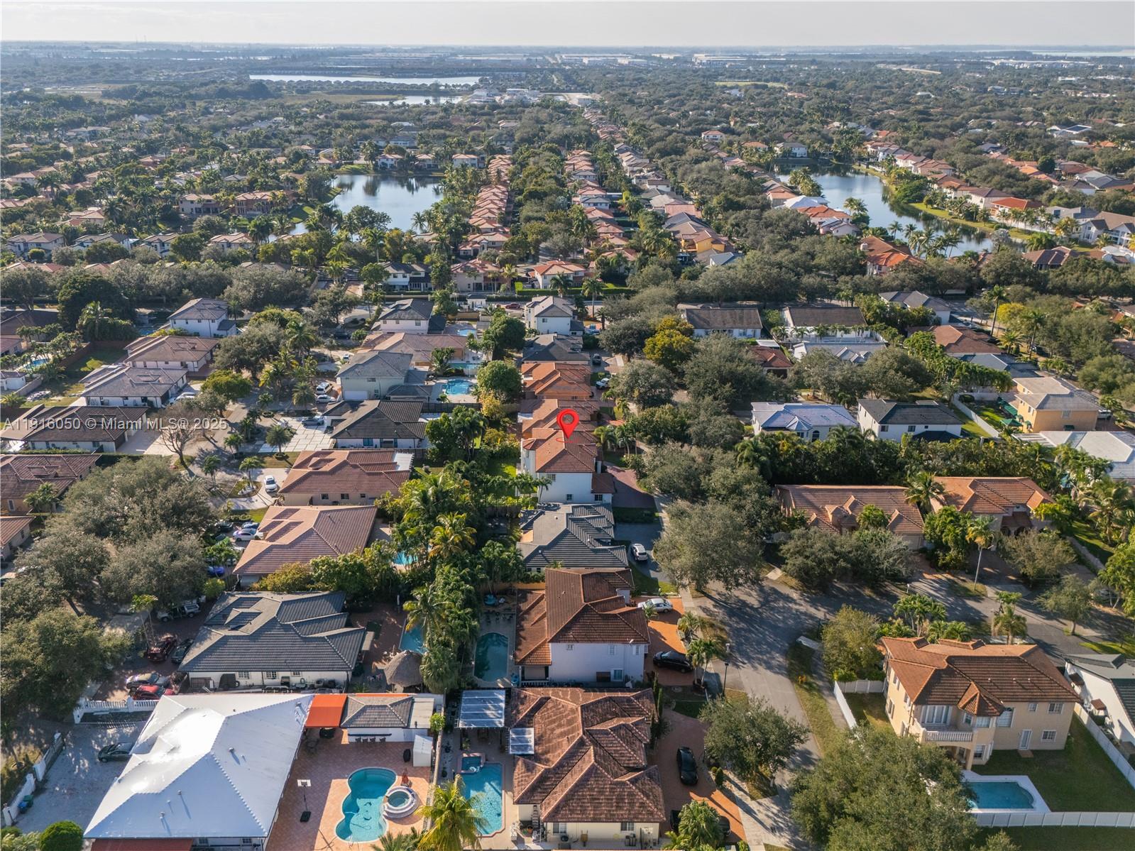 ROYAL OAKS - Residential