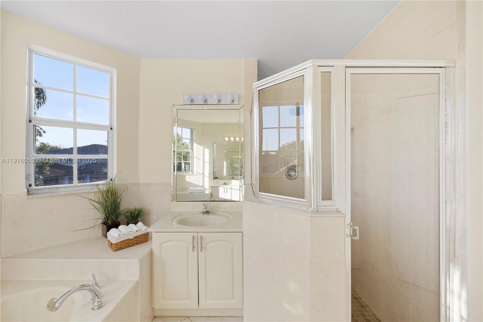 ROYAL OAKS - Residential