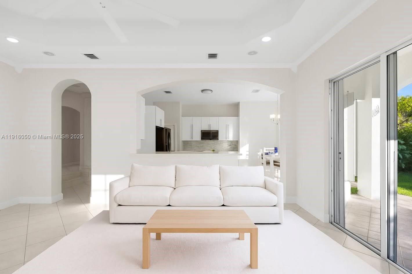 ROYAL OAKS - Residential