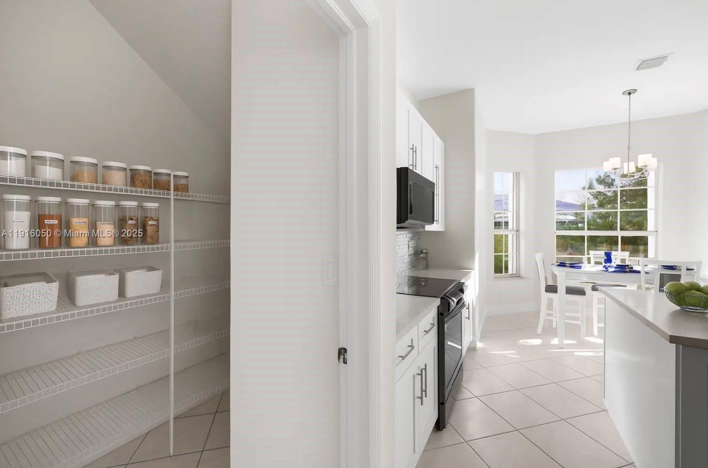 ROYAL OAKS - Residential