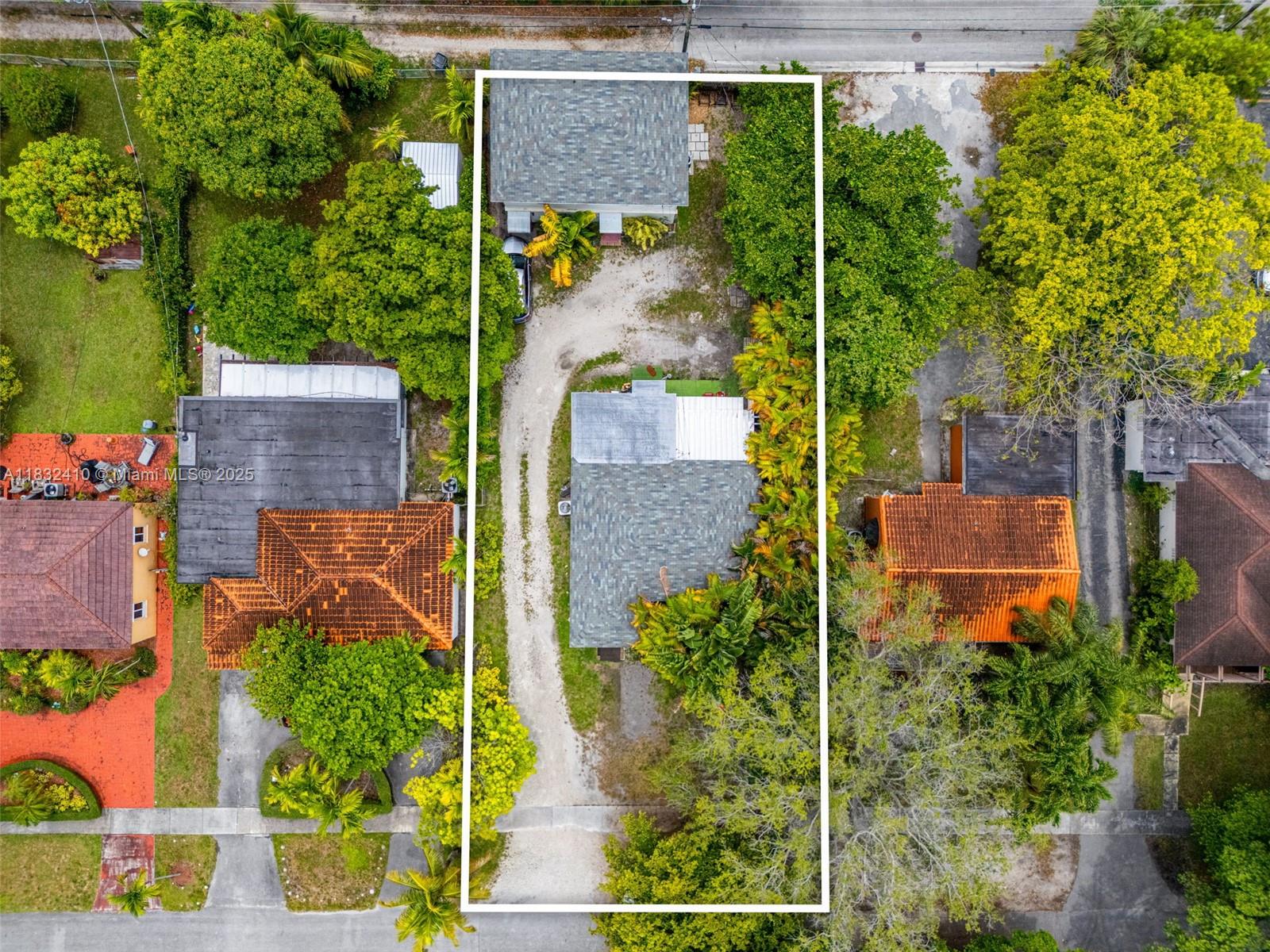 633 De Soto Dr