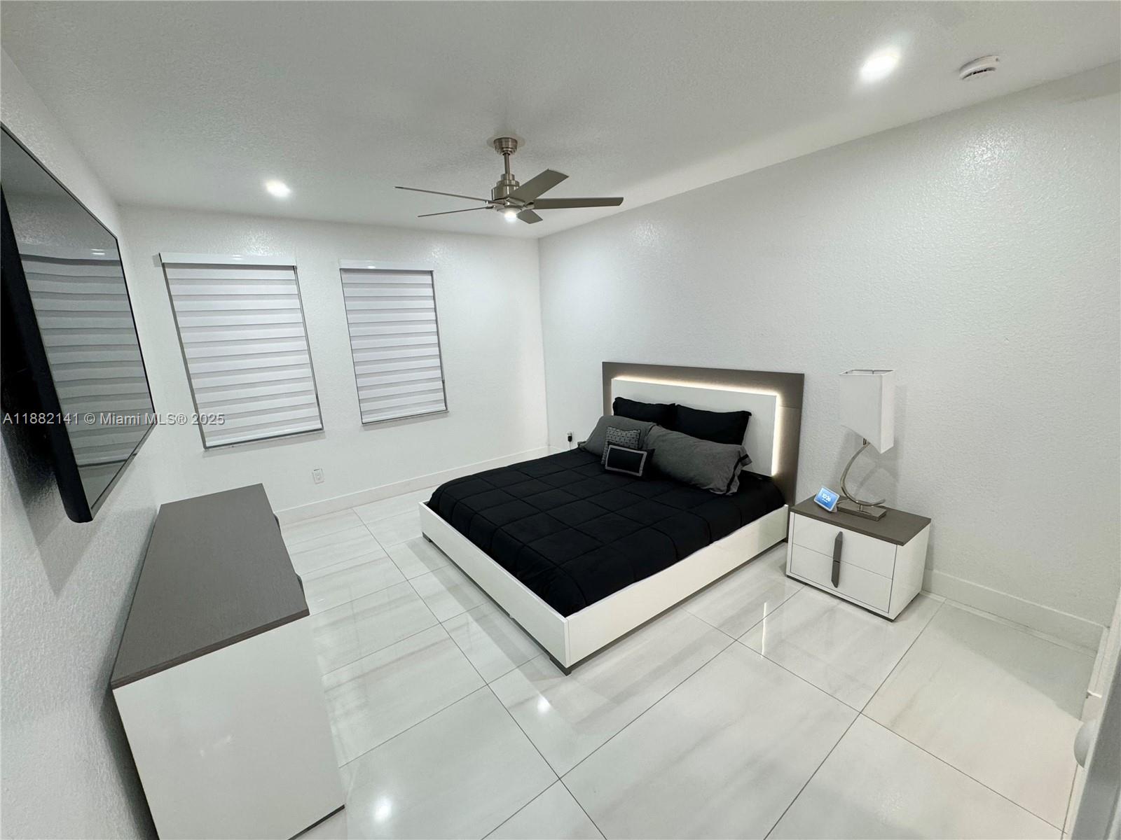 COURTYARDS TWO CONDO - Residential Lease