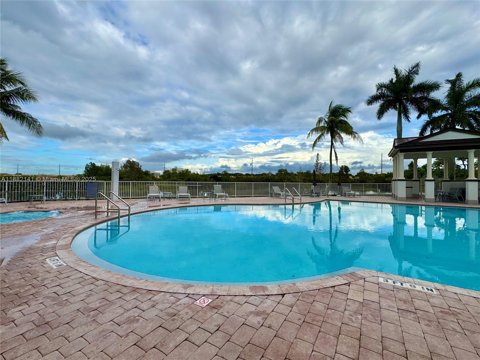COURTYARDS TWO CONDO - Residential Lease