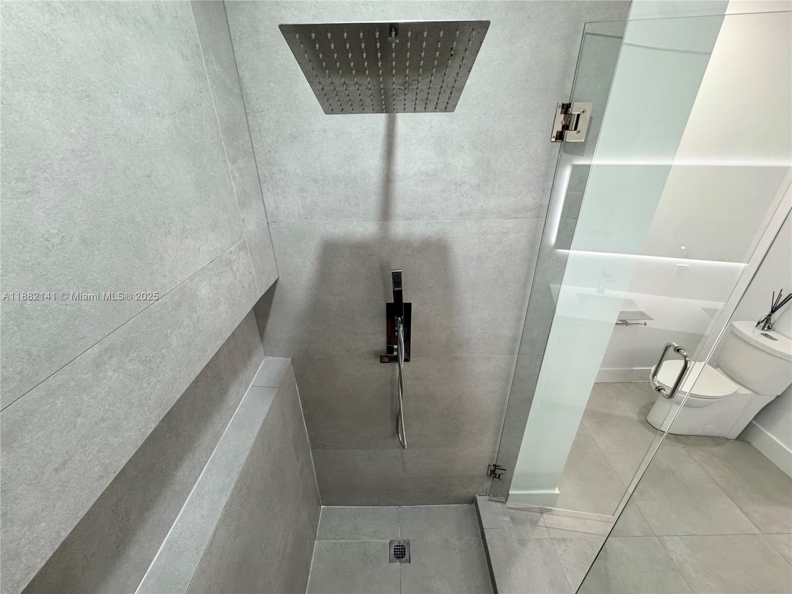 COURTYARDS TWO CONDO - Residential Lease