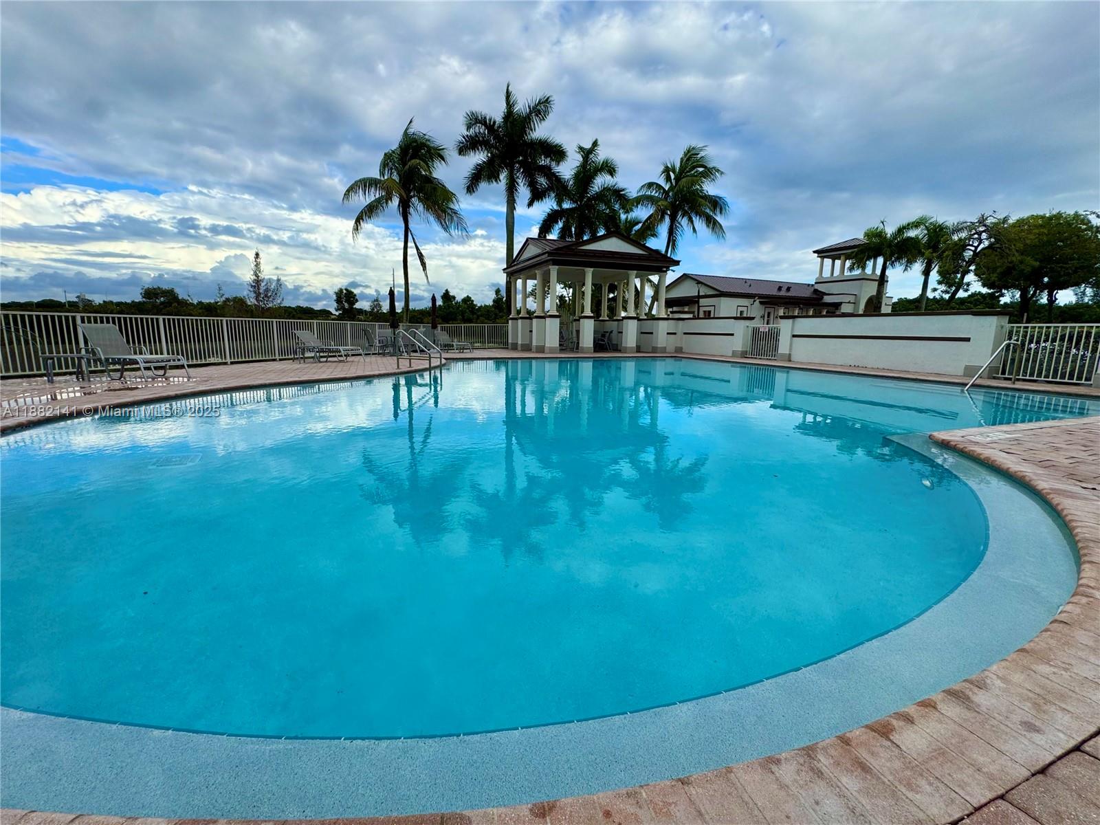 COURTYARDS TWO CONDO - Residential Lease