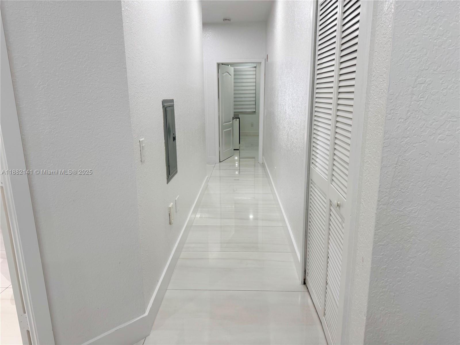 COURTYARDS TWO CONDO - Residential Lease