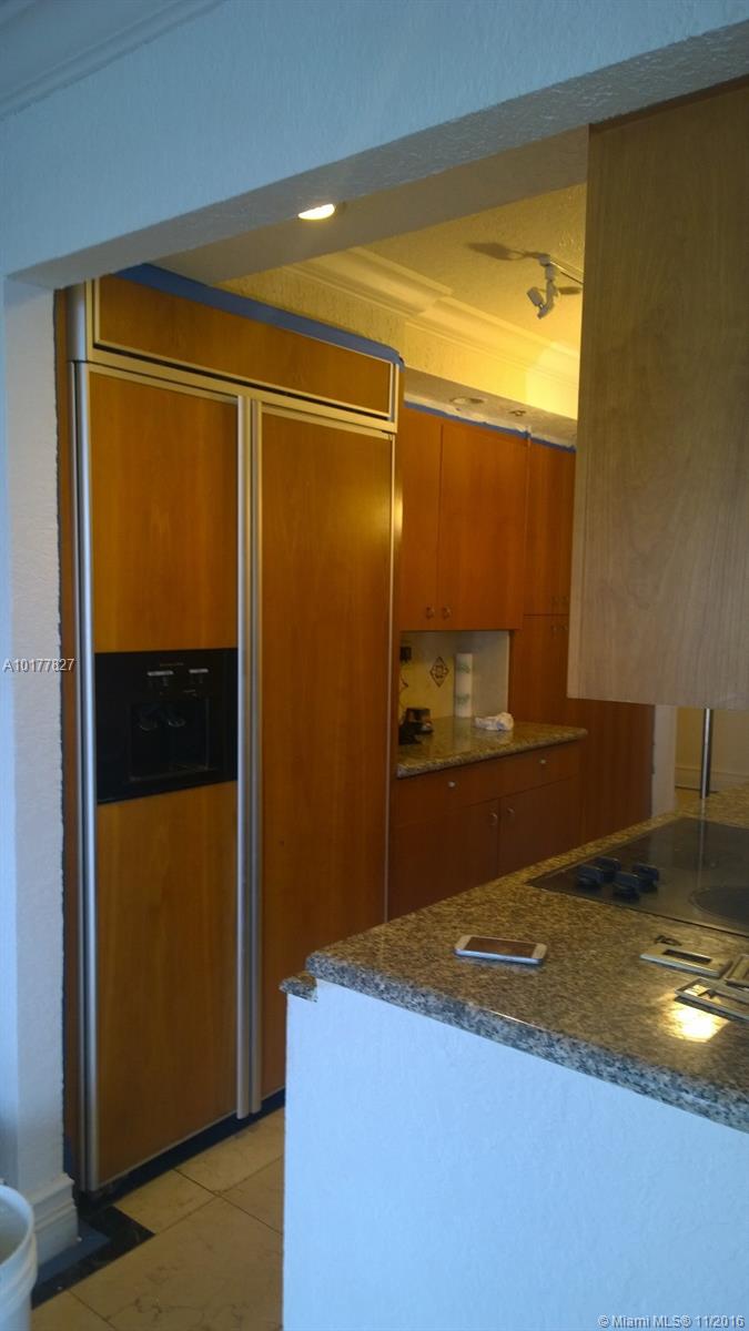 Venetia Condo - Residential Lease