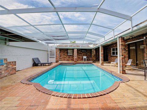 2703 Adams St Hollywood FL 33020