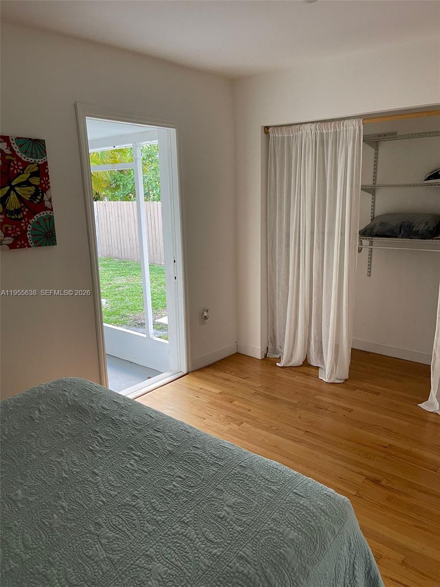 RIVERDALE - Residential