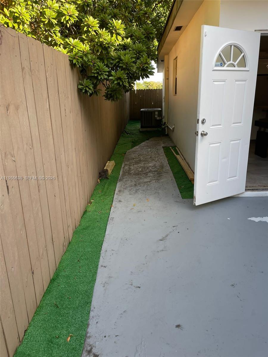 RIVERDALE - Residential