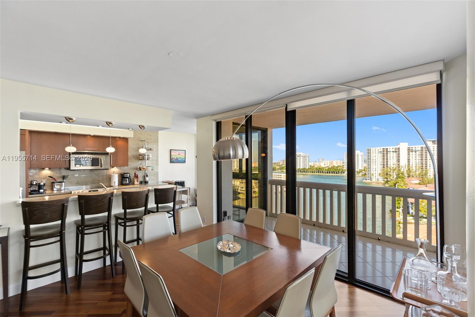 1000 ISL BLVD WILLIAMS IS - Residential