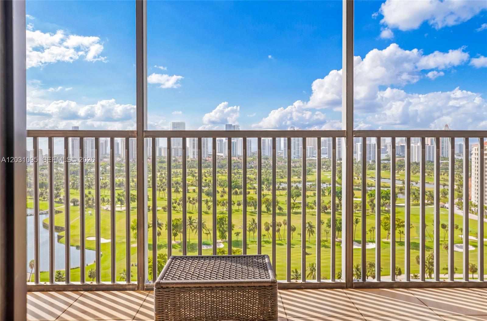 20301 W Country Club Dr 2228