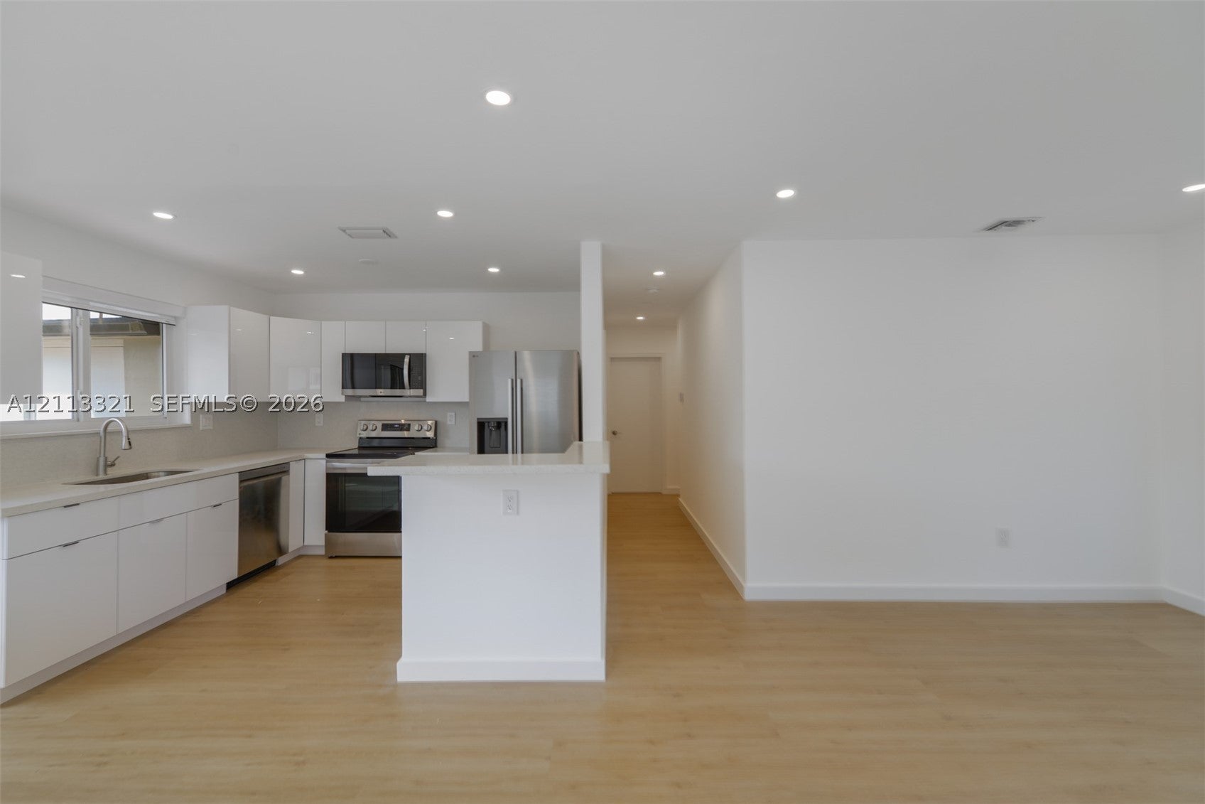 350 SW 17th Rd 350