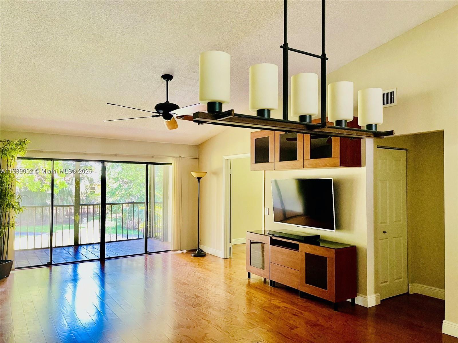 BOCA DELRAY I-III CONDO S - Residential