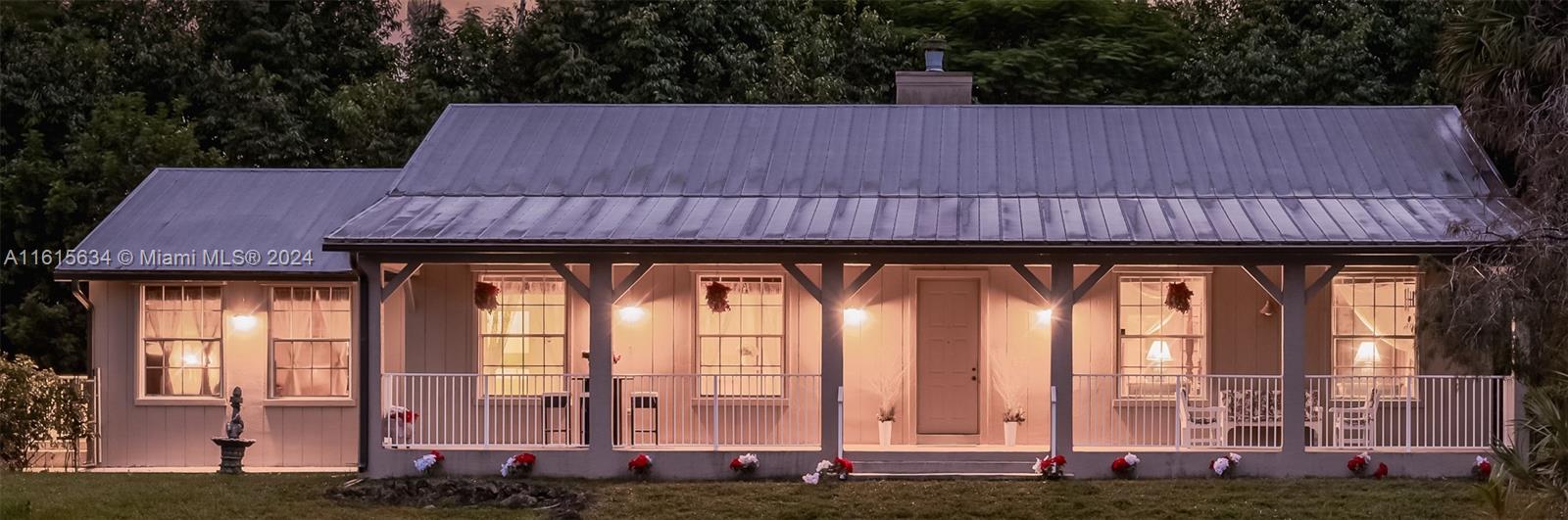 PALM BEACH FARMS - Residential