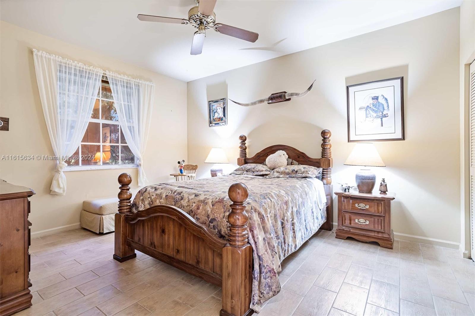 PALM BEACH FARMS - Residential