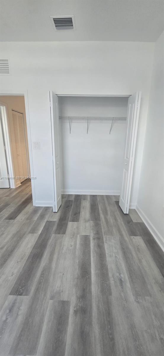 SILVER PALM RESIDENTIAL H - Residential Lease